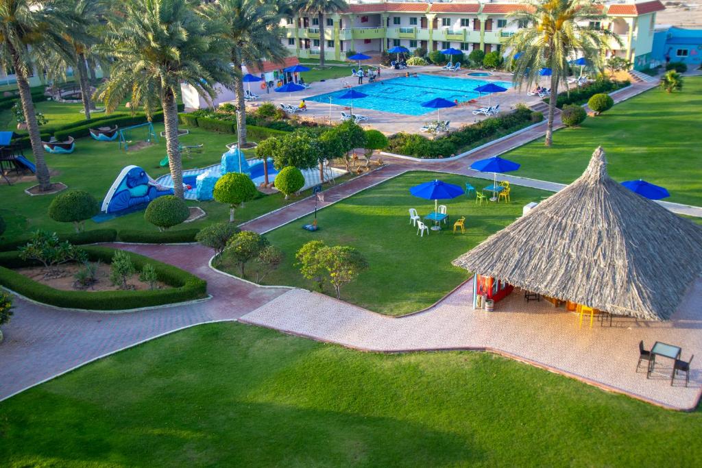 Flamingo Beach Hotel logo
