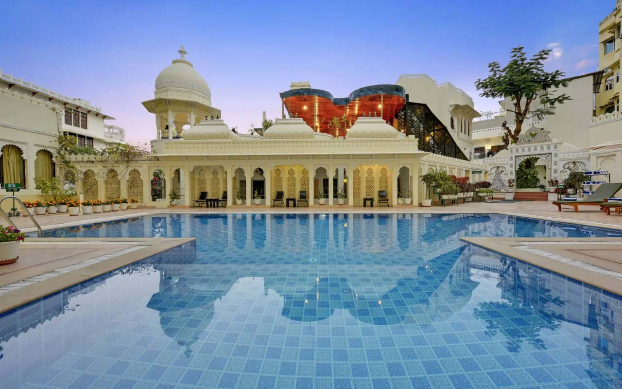 Hotel Swaroop Vilas